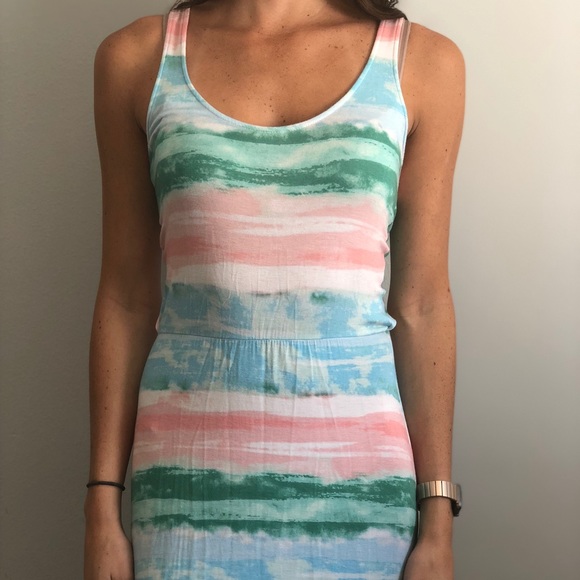 Open-Back Maxi - Picture 2 of 2